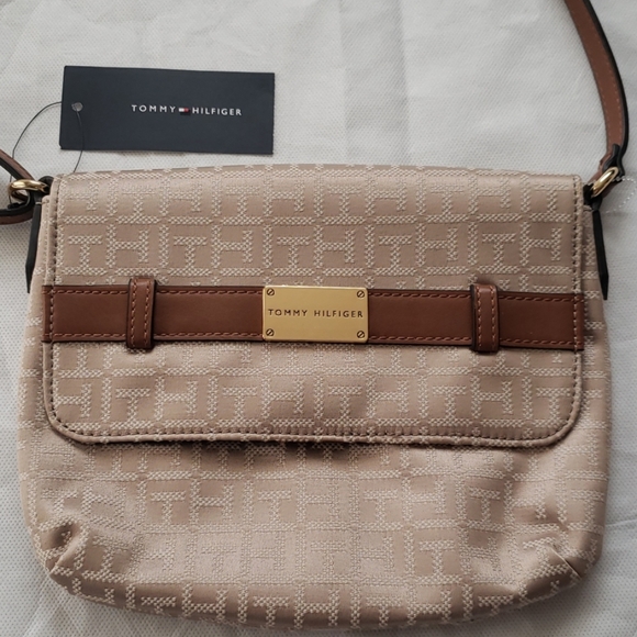 tommy hilfiger cross bag